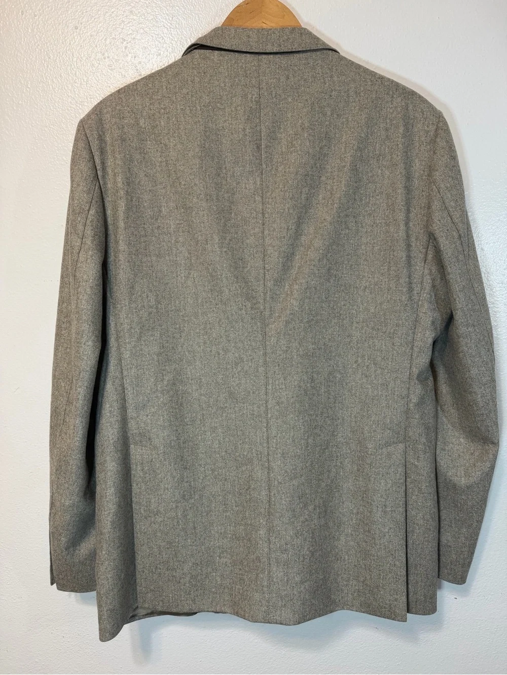 Boggi Milano Men’s Gray Sport Wool Flannel Blazer 50R 2-Button detachable chest